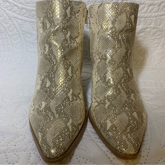 Coconuts by Matisse Metallic Snakeskin Astoria Ankle Boots Booties Size 9M - Picture 3 of 12